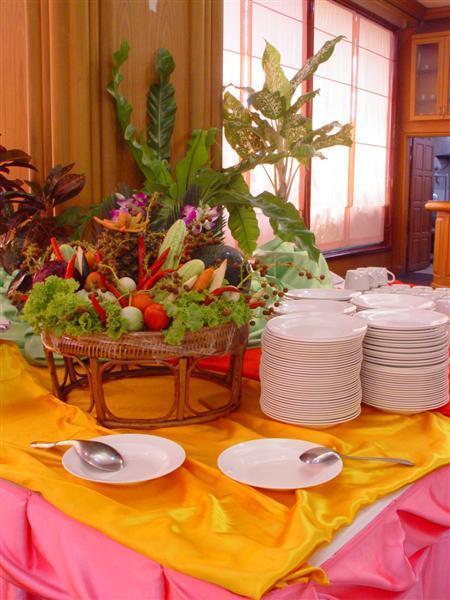 Pathumthani Place Hotel Екстериор снимка
